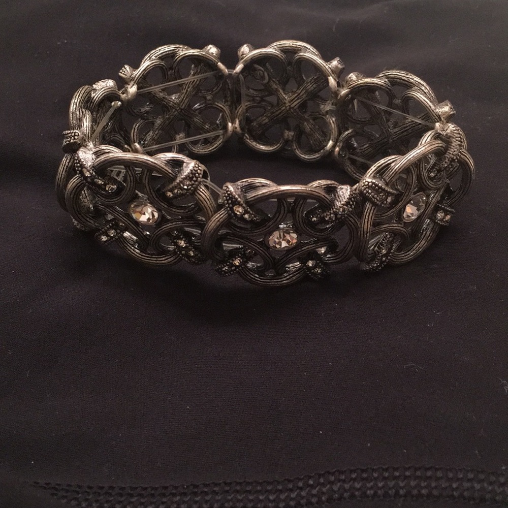 Premier stretch bracelet